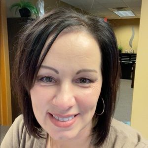 Meet your Posher, Carrie